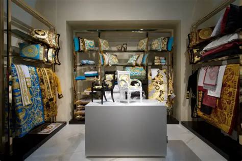 Versace Opens New Store in Madrid 